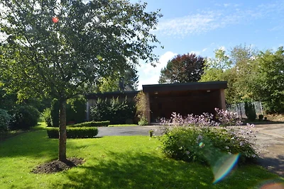Luxusvilla mit Swimmingpool