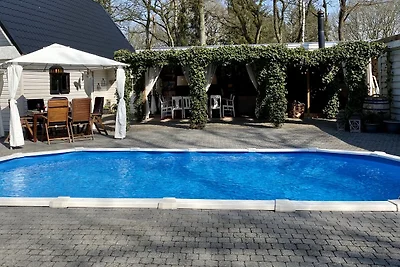 Villa a Wateren con terrazza coperta