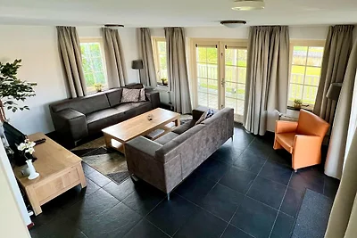 Casa vacanze con sauna e pontili per la pesca