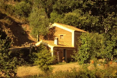 Cottage a Sao Luםs con spiaggia sul mare