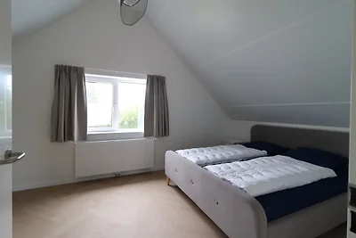 Privater Bungalow mit Steg für 6 Personen