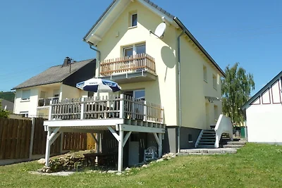 Freistehendes Ferienhaus in Stipshausen mit...