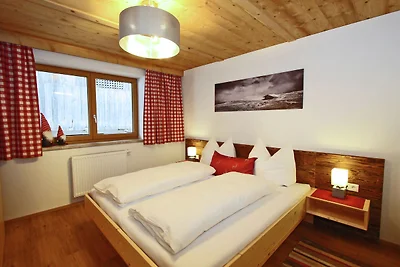 Spaziosa casa vacanze vicino all'area...