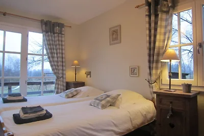 Chalet a Sourbrodt vicino a bosco e lago