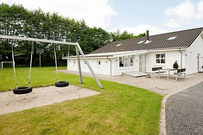 12 Personen Ferienhaus in Egå-By Traum