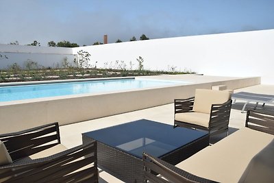 Moderne Villa mit Garten und Pool in Óbidos...