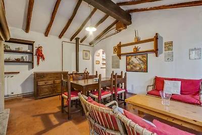 Casa vacanze d'epoca con piscina condivisa
