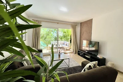 Wohnung in Calahonda mit tropischen Pools