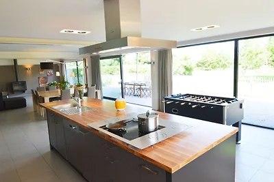 Luxuriöses Ferienhaus in Profondeville...