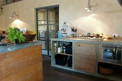 Luxuriöses Bauernhaus mit eigenem Garten in...