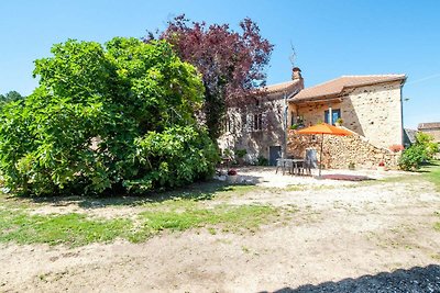 Ferienhaus mit privatem Pool in Loubéjac.