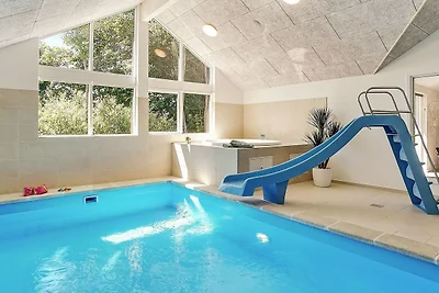 18 Personen Ferienhaus in Hasselberg