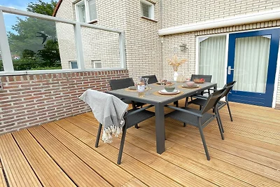 Friese watervilla voor zes personen