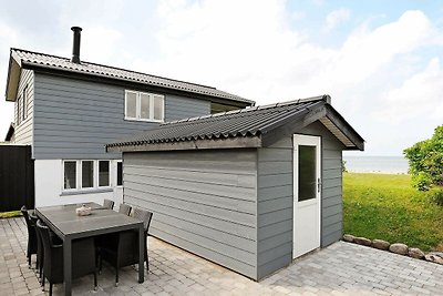 Modernes Ferienhaus in Otterup am Strand