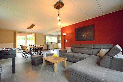 Comfortabel huis met sauna en ping-pong, rust...