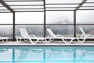 Villa mit Schwimmbad und Sauna