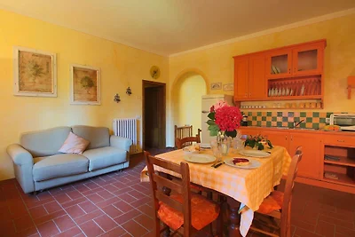 Maestosa casa colonica con piscina