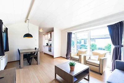 Verzorgd chalet met vaatwasser in Noordwijk