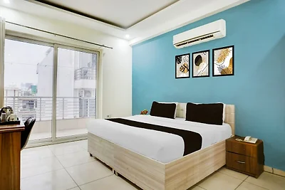 Hotel O Subhash Chowk