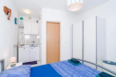 Apartments Ammos - Studio Apartment with Shar...