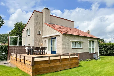 Friese watervilla voor zes personen