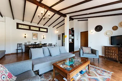 Faro's Sun Beach Villa in Almuñecar