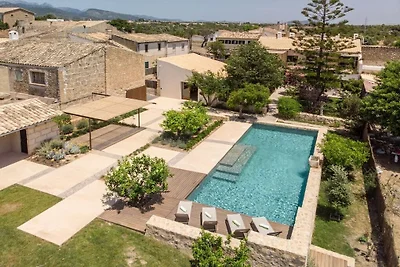 Finca in Consell mit Schwimmbecken