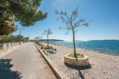 Apartment with Terrace and Sea View Brodarica...