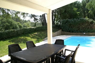 Villa mit Schwimmbad, in der Nähe des...
