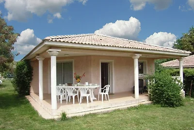 Ferienhaus mit Pool in Moriani-Plage