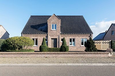 Ländliches Ferienhaus mit Whirlwanne in...