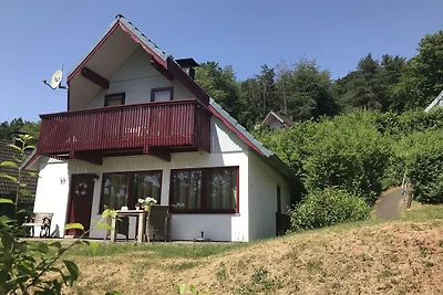 Ferienhaus in Reimboldshausen mit Balkon