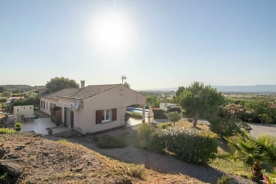 Villa di lusso con piscina privata a Escalles