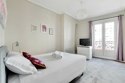 Helle Wohnung - 2BR-4P - Belleville