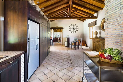 Villa moderna a Trecastagni con piscina