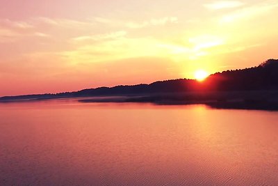 Grazioso cottage a Zełwągi vicino al lago