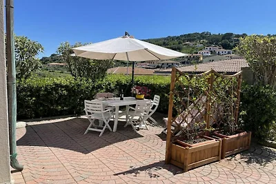 Wohnung in Capoliveri mit Garten