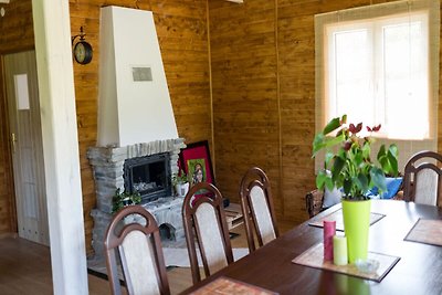 Rustic Chalet in Posada Górna with Fireplace