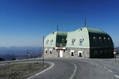 Sierra Nevada Retreat voor Acht