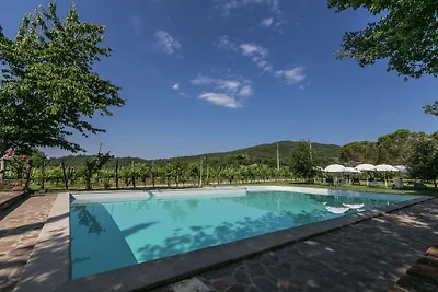 Autentico agriturismo con piscina