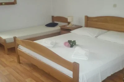 Studio Apartment Arch1 - One Bedroom Apartmen...