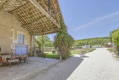 Burgundisches Bauernhaus in Talon mit Kamin