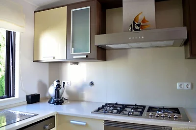 Charmantes Appartement mit eigenem Pool