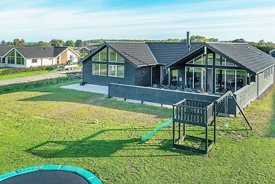 14 Personen Ferienhaus in Bogense