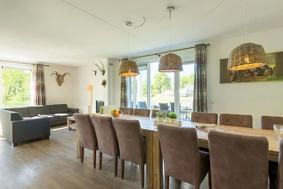 Luxuriöse Villa mit 3 Bädern, in einem...