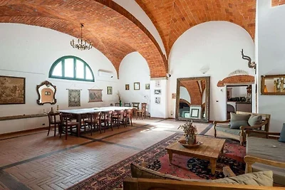 Villa mit 7 Schlafzimmer