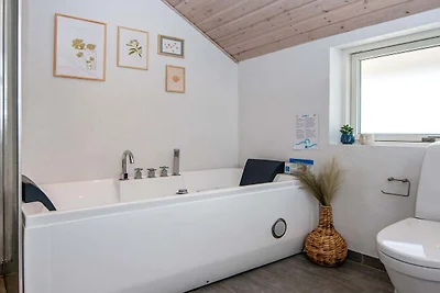 Luxuriöses Gästehaus mit 7 Bädern in Hejls