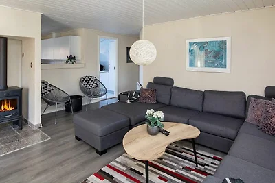 12 Personen Ferienhaus in Væggerløse
