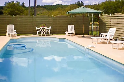 Schönes Ferienhaus mit privatem Pool