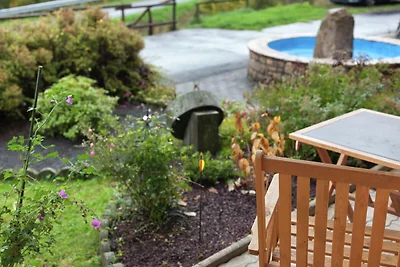 Einladende Ferienwohnung in Müllenborn Eifel